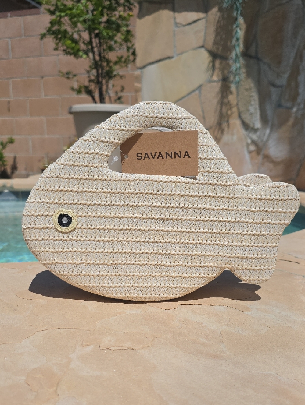 Savanna Light Beige Straw Fish Clutch/Crossbody